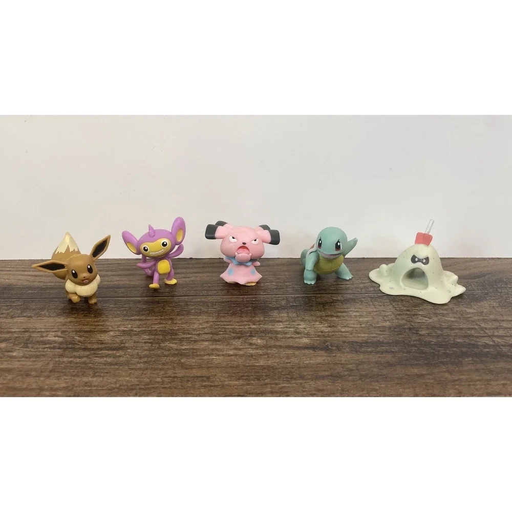 Aipom Snubbull Eevee Squirrel & Sandygast Pokemon Mini Battle Action Figures